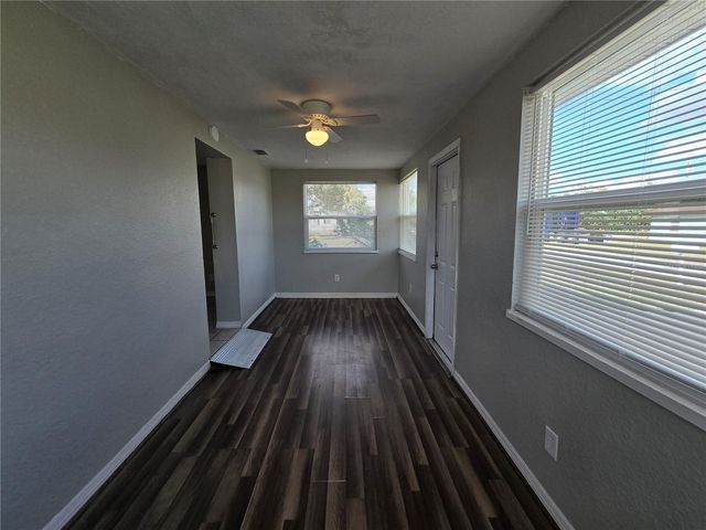 246 W BAY AVENUE, Eagle Lake, FL 33839