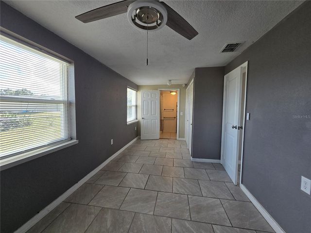 246 W BAY AVENUE, Eagle Lake, FL 33839