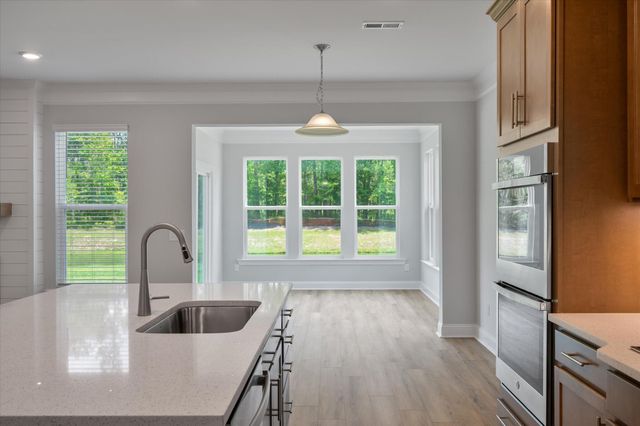 218 Palfrey Drive, Ridgeville, SC 29472