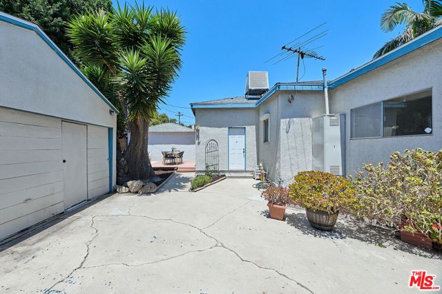 4121 Bledsoe Avenue, Culver City, CA 90066