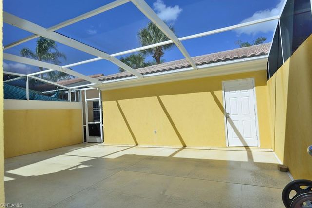 28725 Alessandria CIR, Bonita Springs, FL 34135
