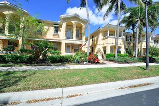 28725 Alessandria CIR, Bonita Springs, FL 34135