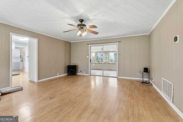 19 Colonial Drive, Newnan, GA 30263