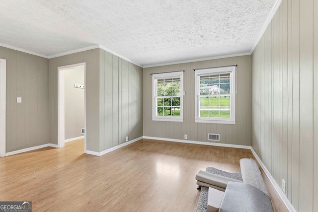 19 Colonial Drive, Newnan, GA 30263