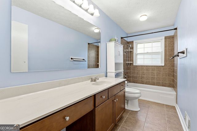 19 Colonial Drive, Newnan, GA 30263