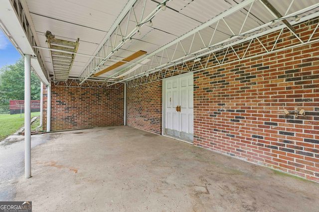 19 Colonial Drive, Newnan, GA 30263