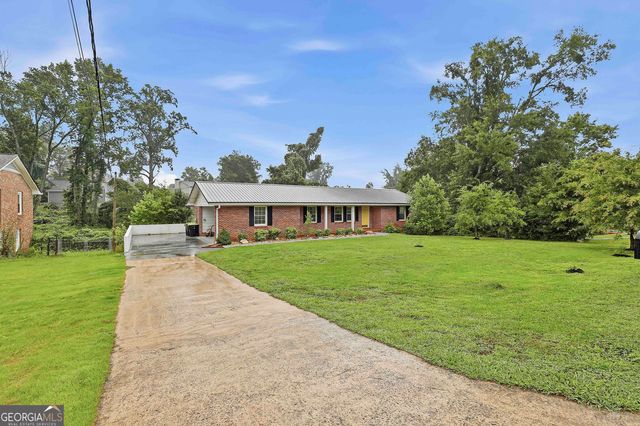 19 Colonial Drive, Newnan, GA 30263