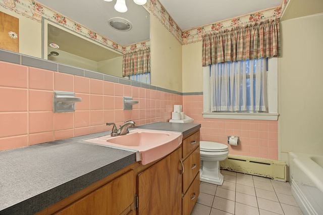 1066 Main St, Haverhill, MA 01830