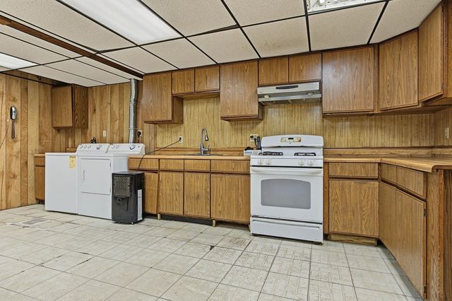 1066 Main St, Haverhill, MA 01830