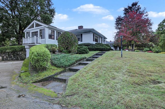 1066 Main St, Haverhill, MA 01830