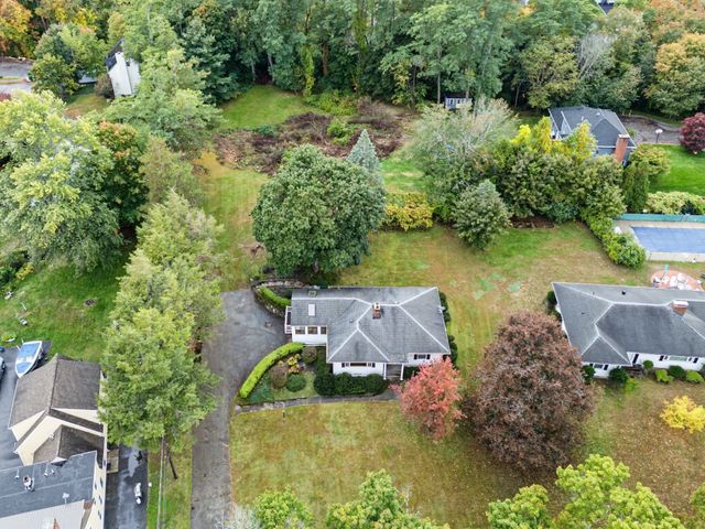 1066 Main St, Haverhill, MA 01830