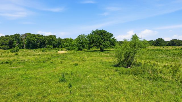 633 N Stallion Meadows Drive, Perrin, TX 76486