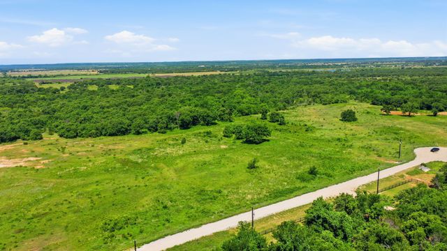 633 N Stallion Meadows Drive, Perrin, TX 76486