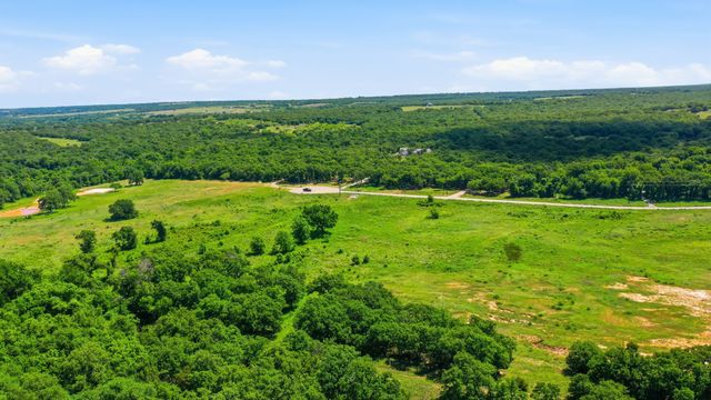 633 N Stallion Meadows Drive, Perrin, TX 76486