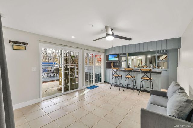 398 Old Mountain Road, Otisville, NY 10963