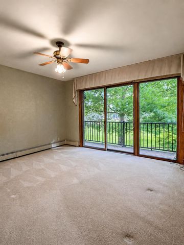 804 Walden Lane, Grundy Center, IA 50638