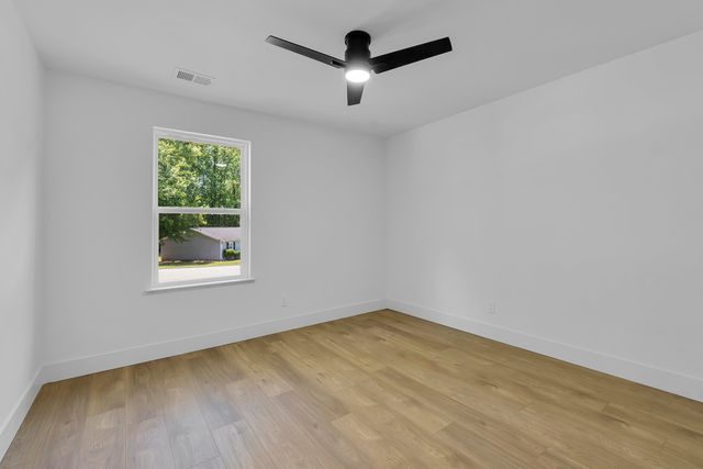 124 Willowood Drive, Spartanburg, SC 29303