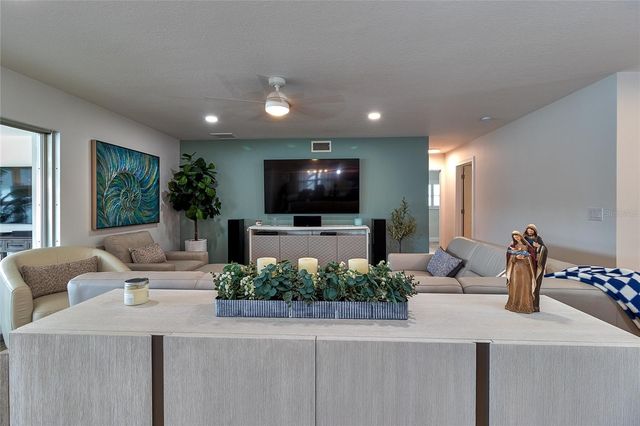 4331 HARBOR HILLS DRIVE, Largo, FL 33770