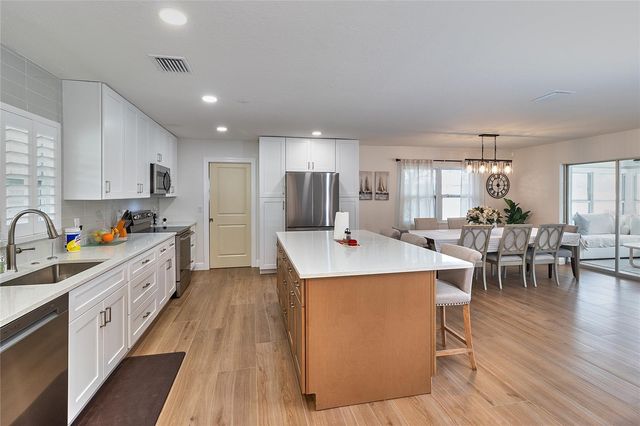 4331 HARBOR HILLS DRIVE, Largo, FL 33770