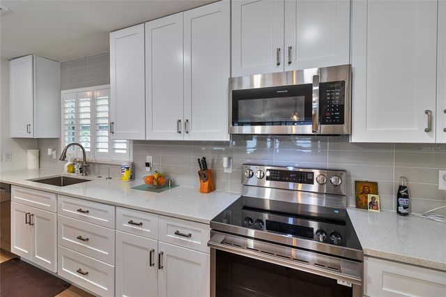 4331 HARBOR HILLS DRIVE, Largo, FL 33770