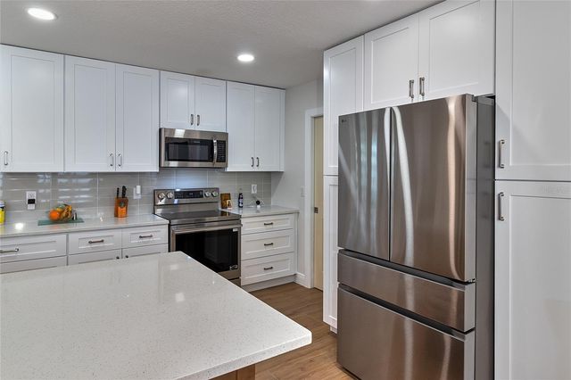 4331 HARBOR HILLS DRIVE, Largo, FL 33770