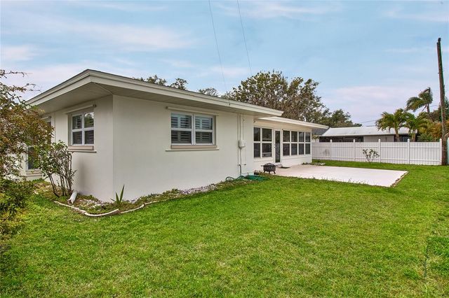 4331 HARBOR HILLS DRIVE, Largo, FL 33770