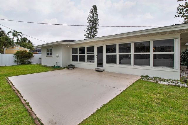 4331 HARBOR HILLS DRIVE, Largo, FL 33770