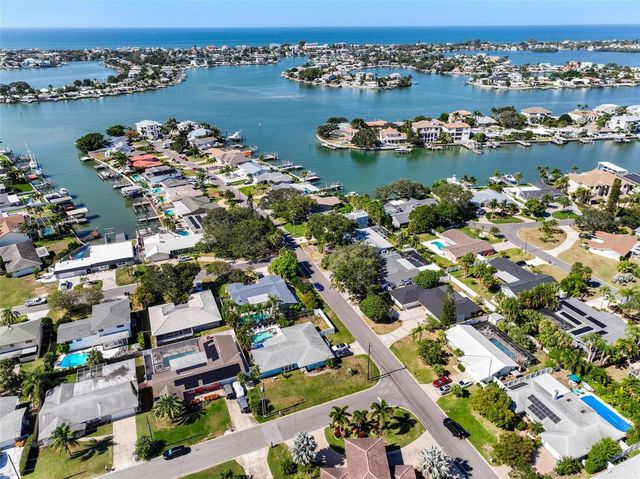 4331 HARBOR HILLS DRIVE, Largo, FL 33770