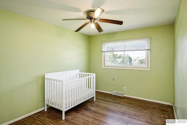 2616 Edwards Street, Bellevue, NE 68005
