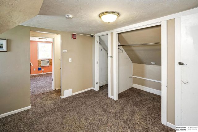 2616 Edwards Street, Bellevue, NE 68005