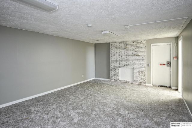 2616 Edwards Street, Bellevue, NE 68005