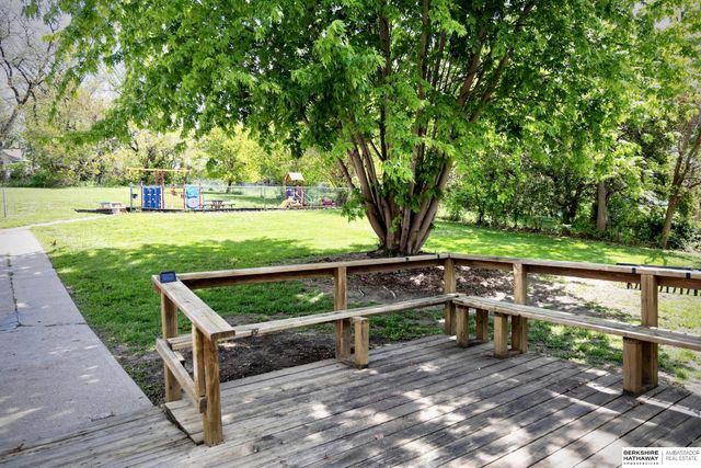 2616 Edwards Street, Bellevue, NE 68005