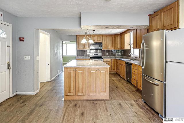 2616 Edwards Street, Bellevue, NE 68005