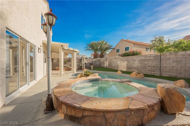 21 Megan Drive, Henderson, NV 89074