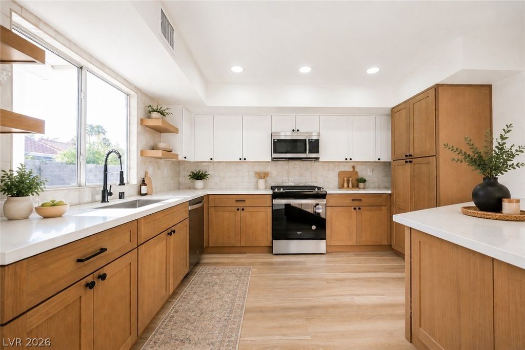 21 Megan Drive, Henderson, NV 89074