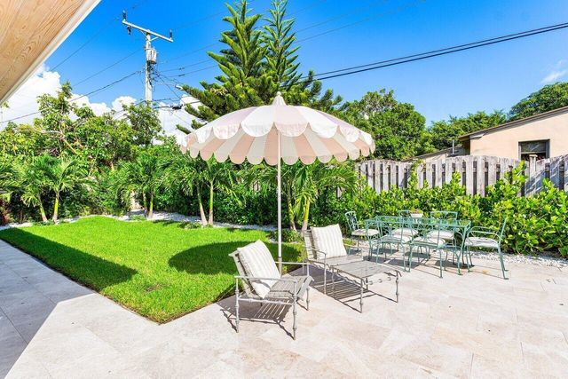 11 Hersey Drive, Ocean Ridge, FL 33435