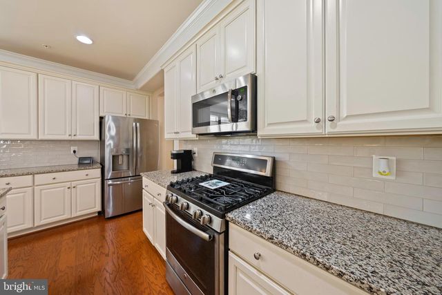 13908 VICTORY LN, Solomons, MD 20688