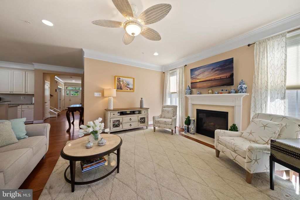 Image 20 of property listing at 13908 VICTORY LN, Solomons, MD 20688