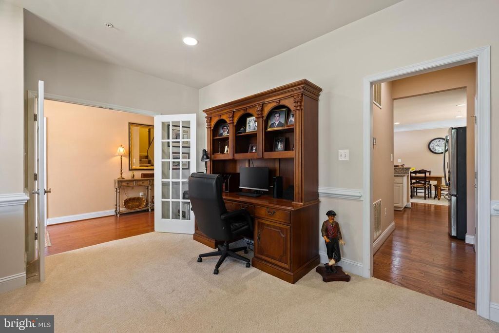 Image 23 of property listing at 13908 VICTORY LN, Solomons, MD 20688
