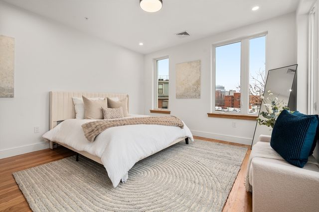 58 Kent U301, Brookline, MA 02445