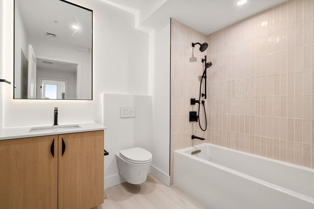 58 Kent U301, Brookline, MA 02445