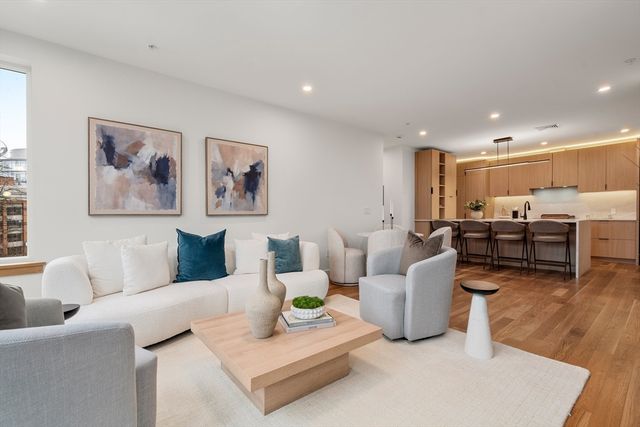 58 Kent U301, Brookline, MA 02445