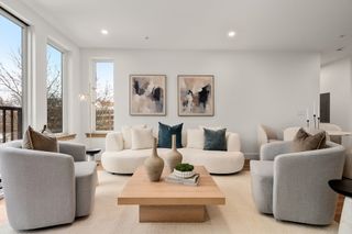 58 Kent U301, Brookline, MA 02445