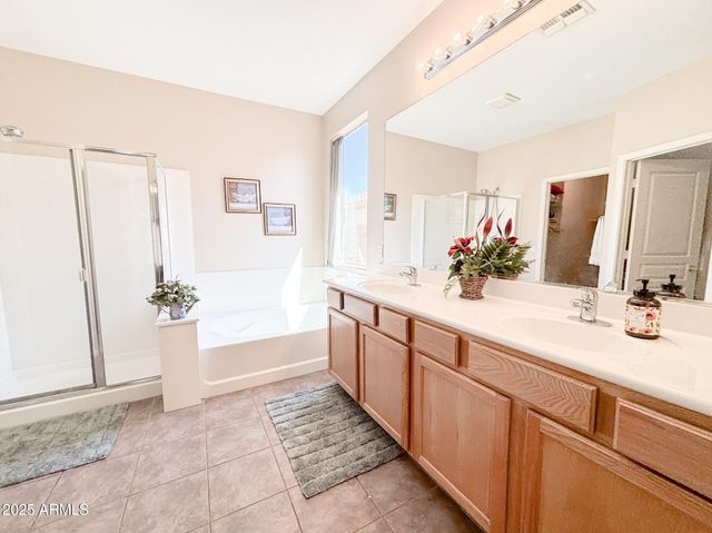 8567 W BROWN Street, Peoria, AZ 85345