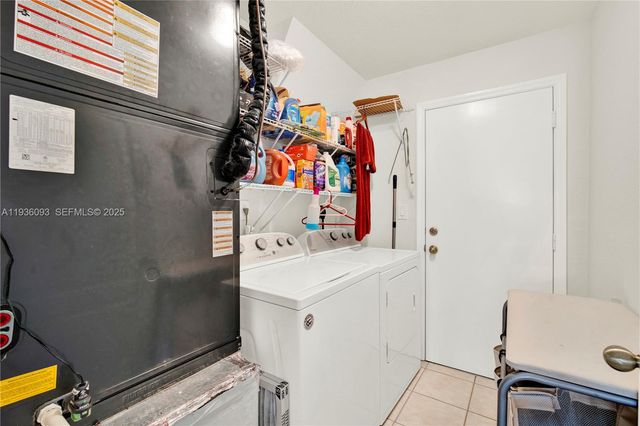 8916 SW 213th St, Cutler Bay, FL 33189