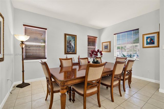 8916 SW 213th St, Cutler Bay, FL 33189