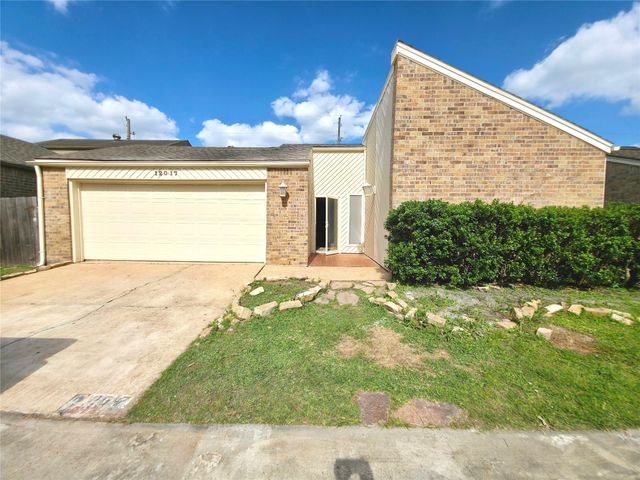 12017 Champion Forest Drive, Houston, TX 77066