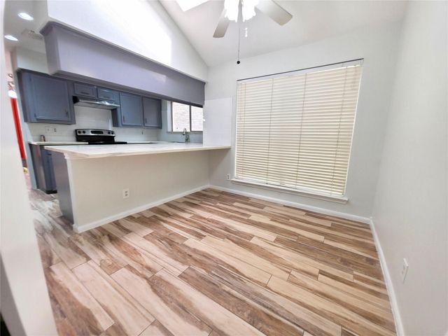 12017 Champion Forest Drive, Houston, TX 77066