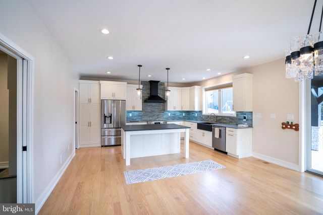 390 TROUT RD, State College, PA 16801