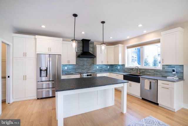 390 TROUT RD, State College, PA 16801